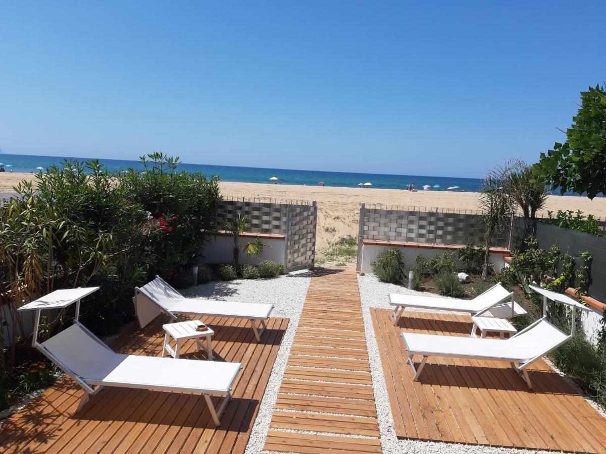 Doride Appartamento Sulla Spiaggia Balestrate Kültér fotó